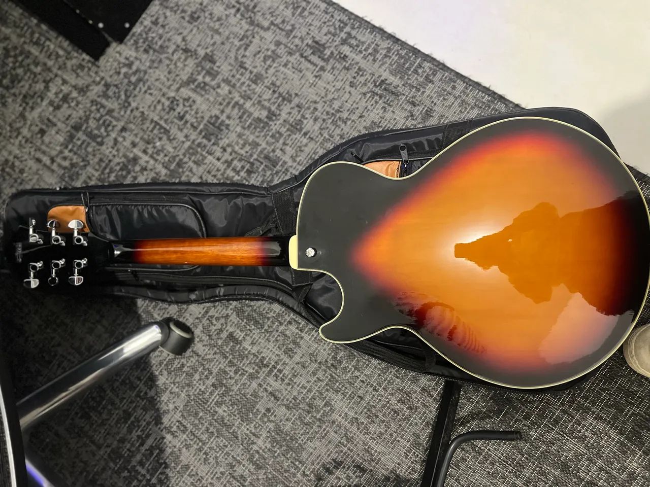 Guitarra Ibanez AG75 Semi-Acustica + Bag - Foto 4