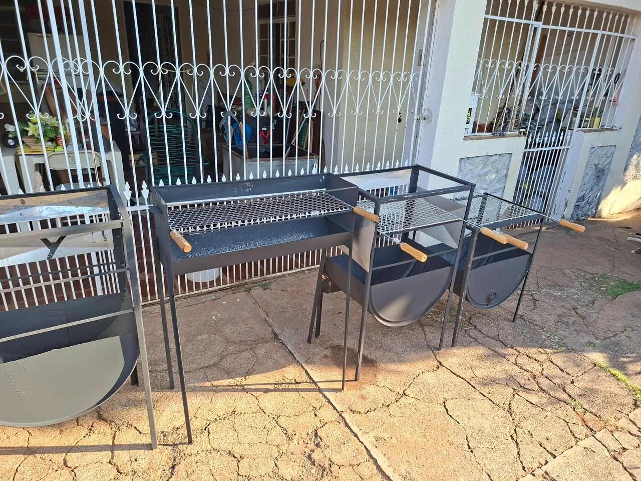 Churrasqueira para espetinho com grelha  - Foto 2