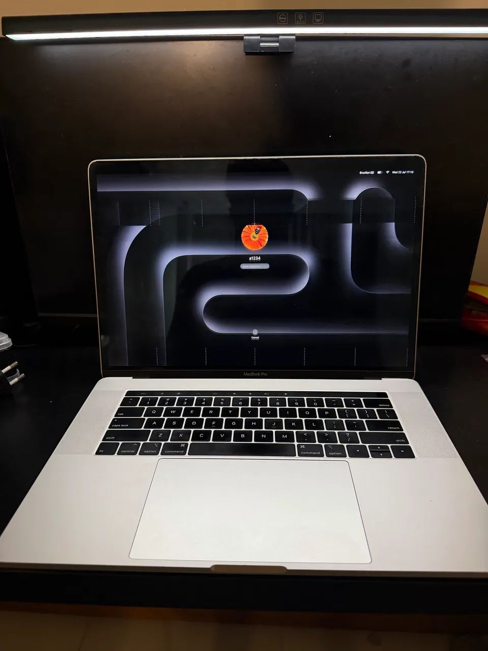 REPASSE MacBook Pro 2019 15 Polegadas 16GB RAM 