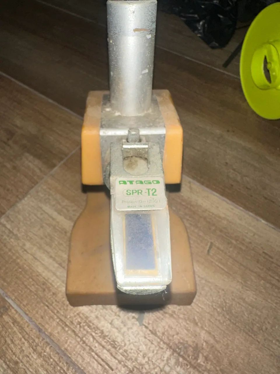 Refratômetro Clínico de Bancada Atago SPR-T2 (Antigo)