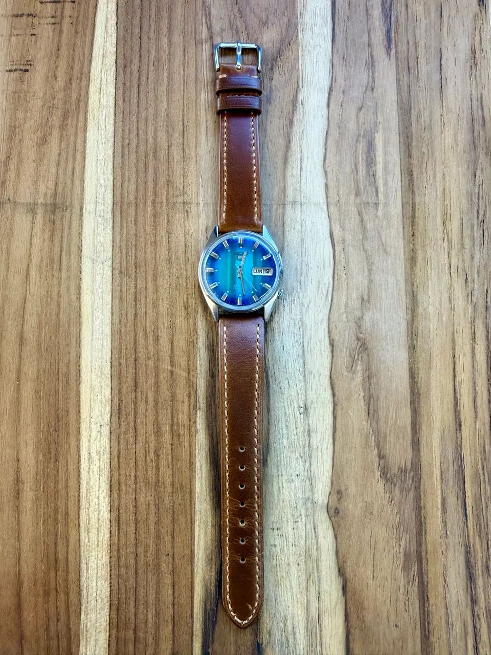 Relógio Seiko 5 Sunburst Dial - 1982 - 7009-876A - Foto 4
