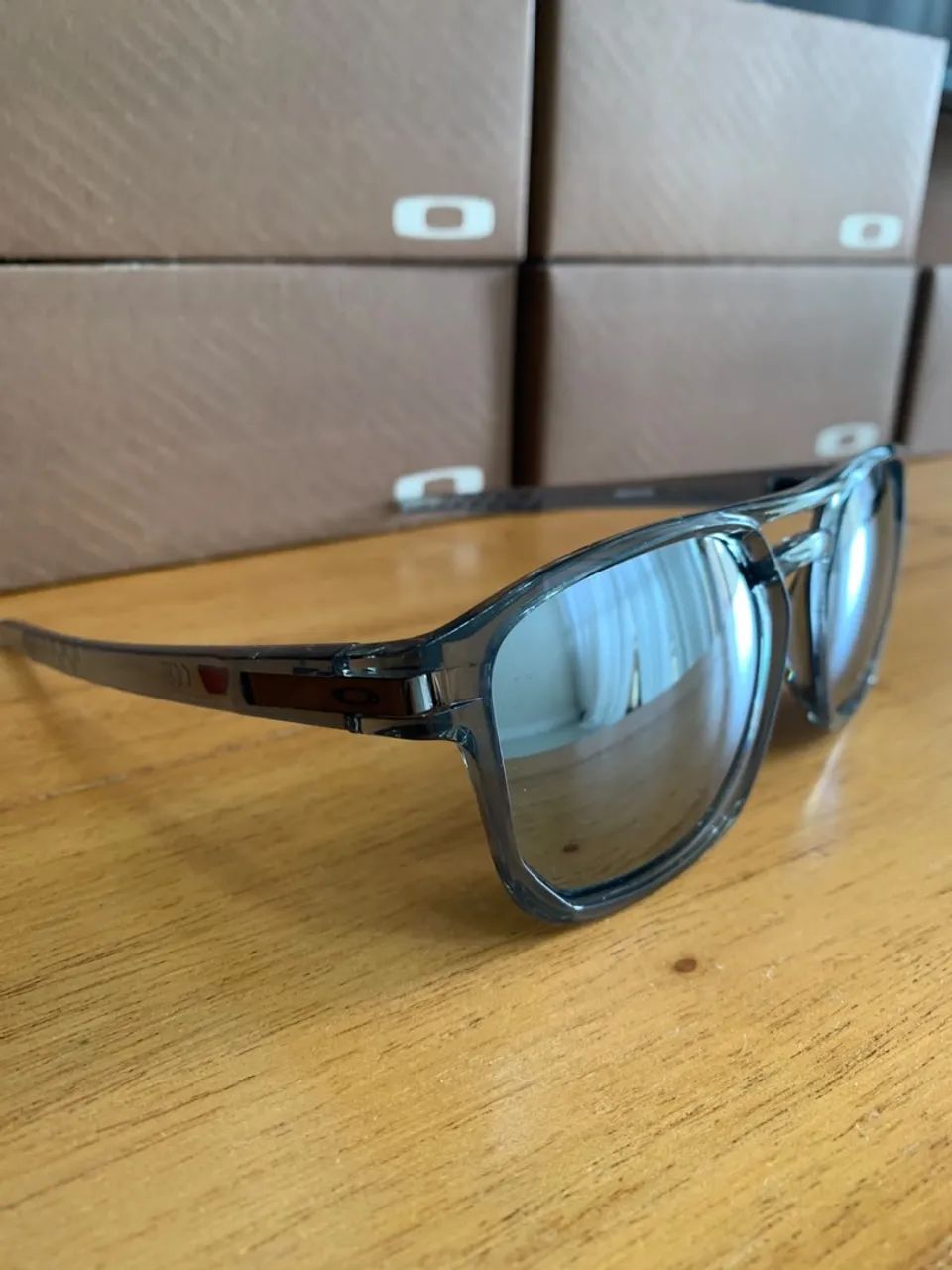 ÓCULOS DE SOL OAKLEY LATCH BETA LINHA PREMIUM  