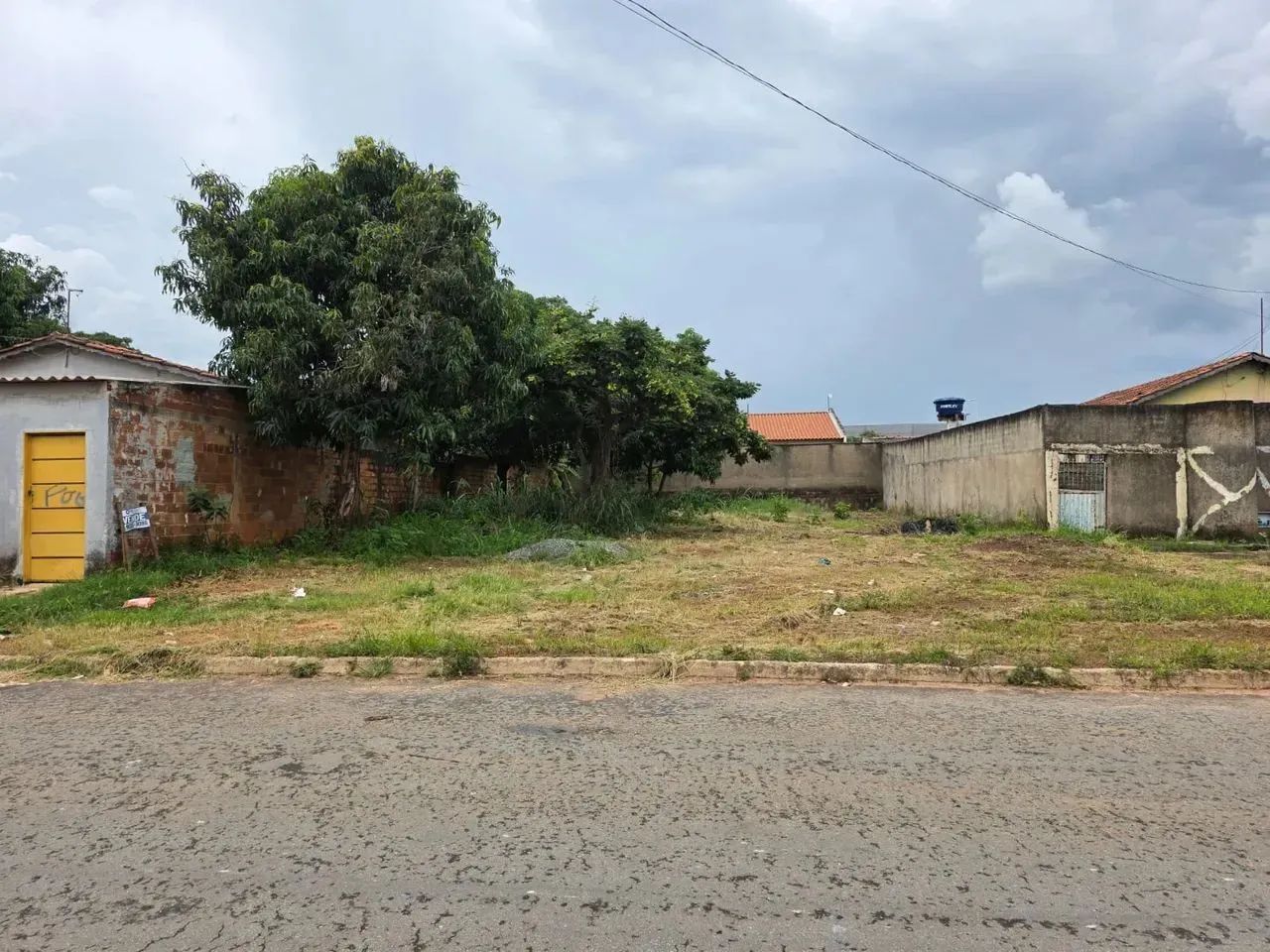Lote 476,00m² (Asfalto e Agua) Jardim Ipiranga