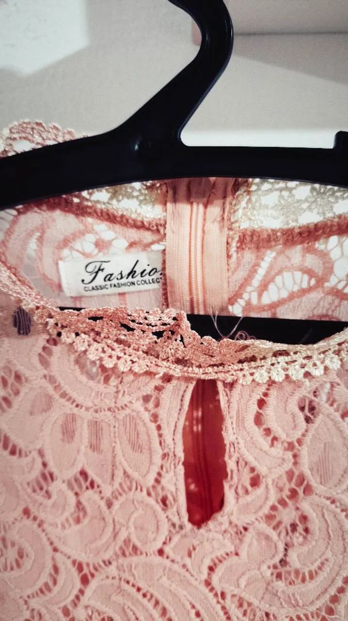 Vestido de renda tamanho P - Foto 4