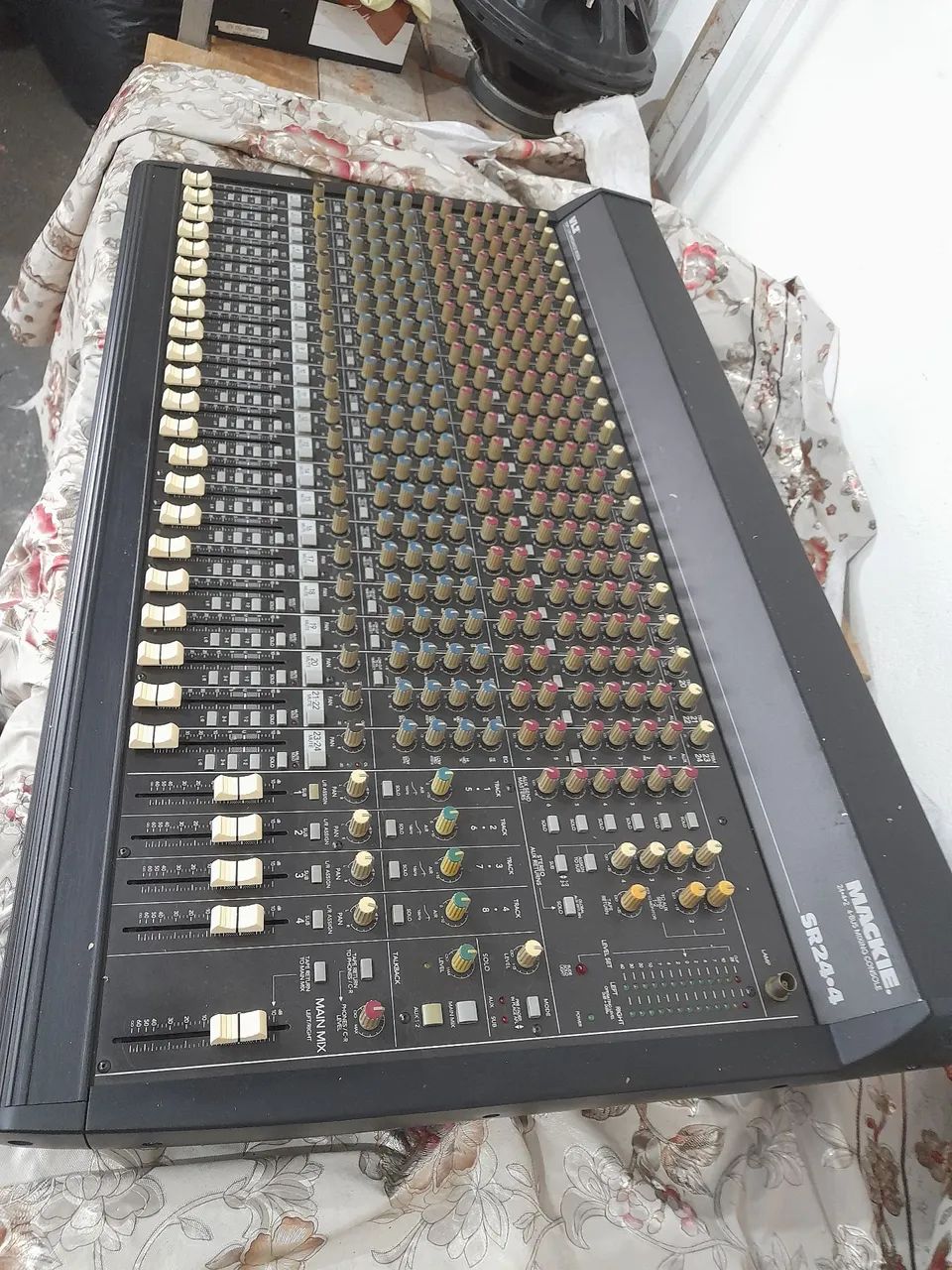 e 24x4 estado de nova - Foto 3