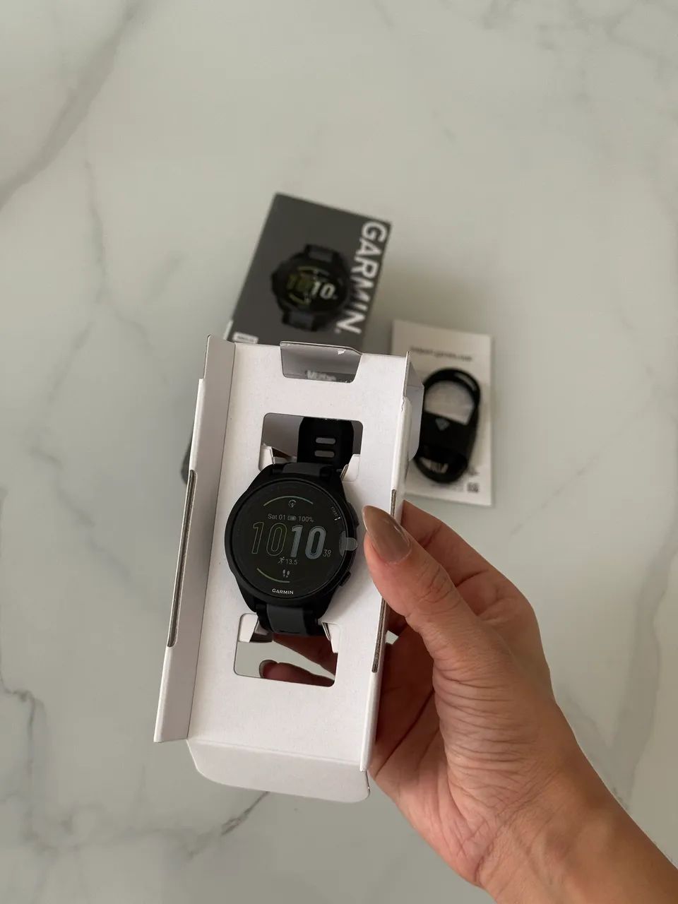 Garmin forerunner 165 e Garmin forerunner 570 - Foto 2