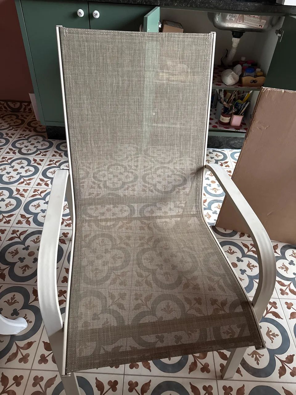 Vendo mesa e cadeiras para área externa - Foto 2