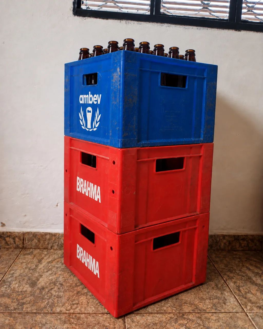3 Engradados Ambev e Brahma R$ 150 - Foto 4
