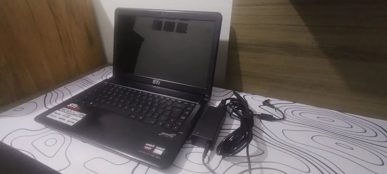 Notebook STI NA 1401 | Excelente Estado | Perfeito Para Estudo e Trabalho