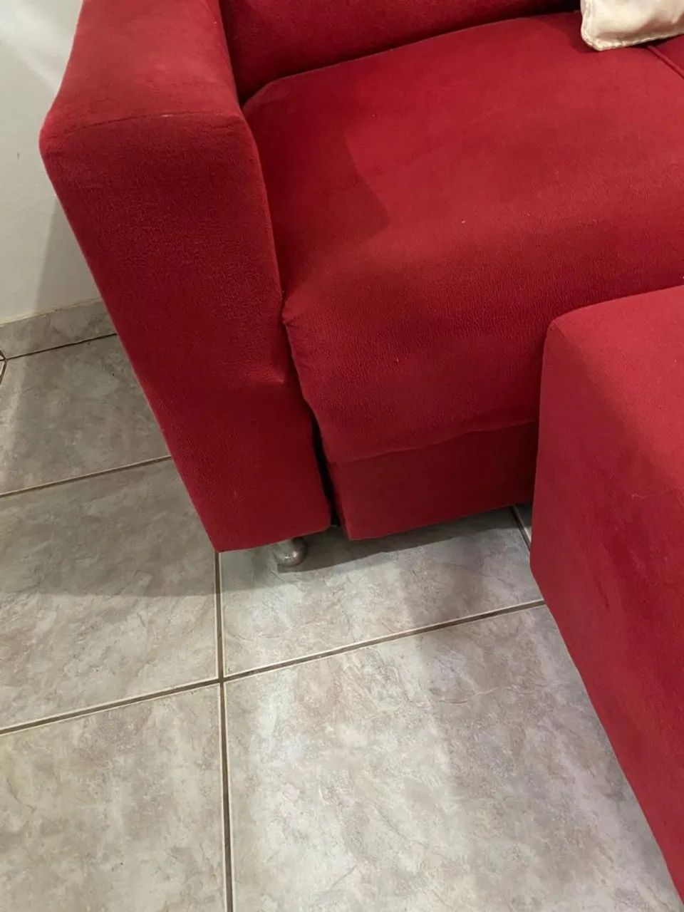 Sofa 3 lugares vermelho  - Foto 3