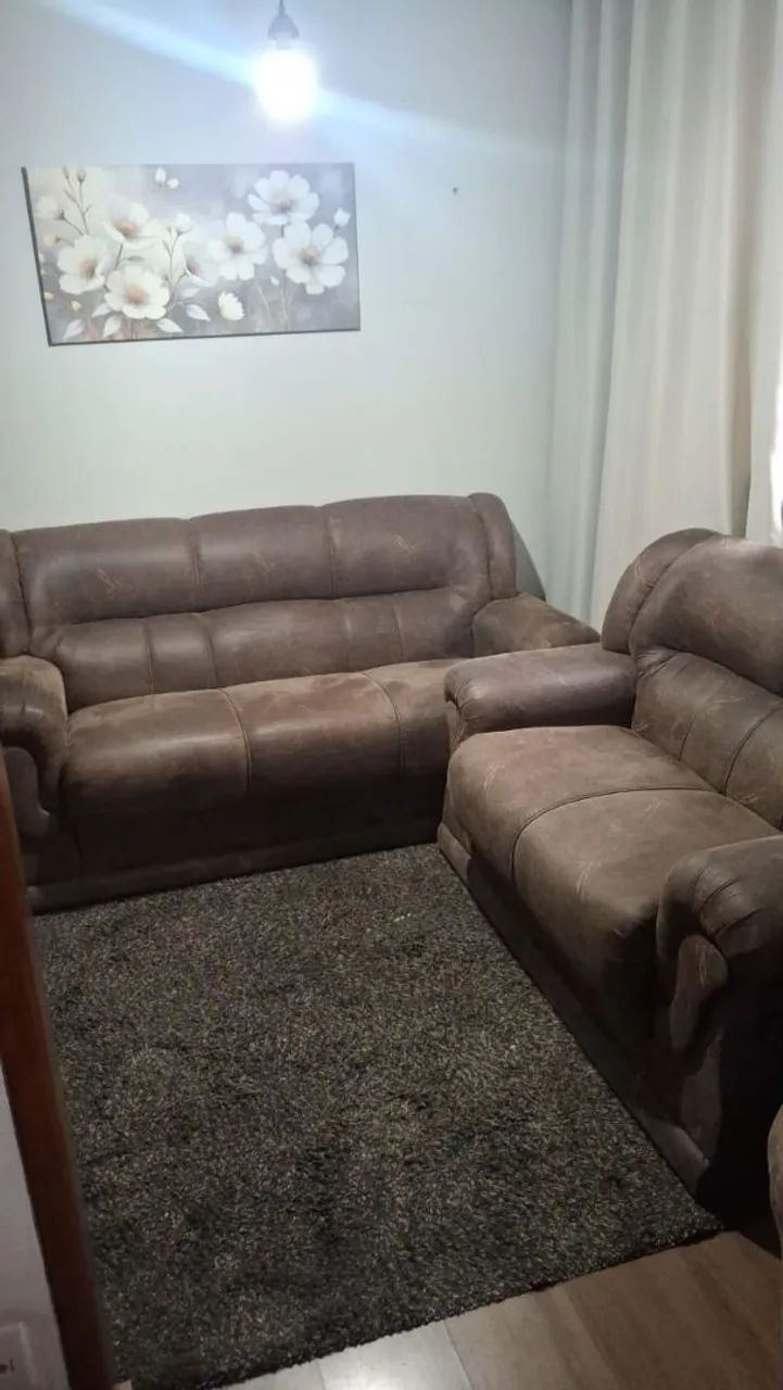 Vendo sofá 2 e 3 lugares curtíssimo rústico 
