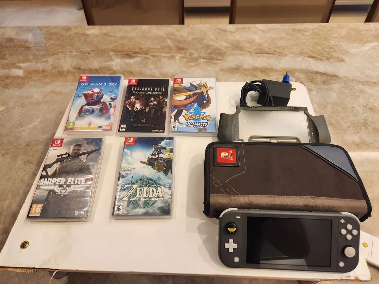 Switchライト、カセット Nintendo Switch Lite cinza + 5 jogos e acessórios. Original tudo