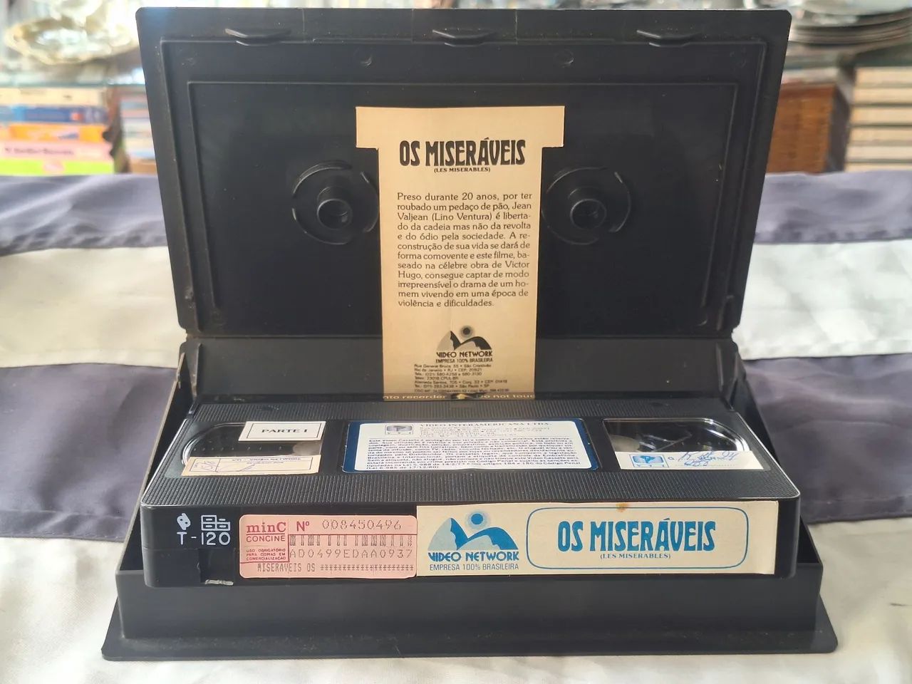 VHS Os Miseráveis Parte 1 e Parte 2  - Foto 3