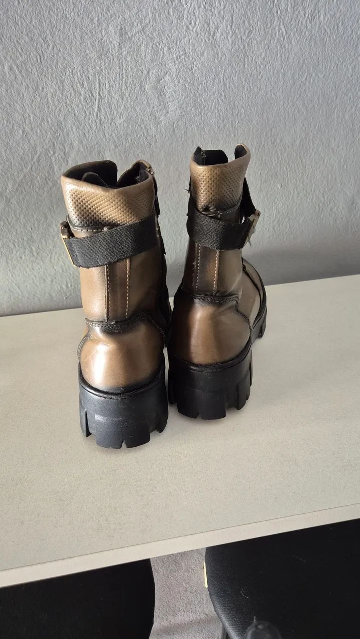 Bota couro legítimo. - Foto 4