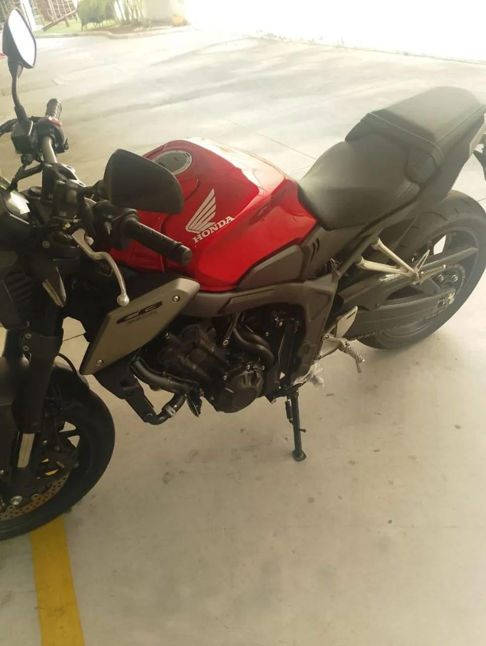 CB 650 F - Foto 2
