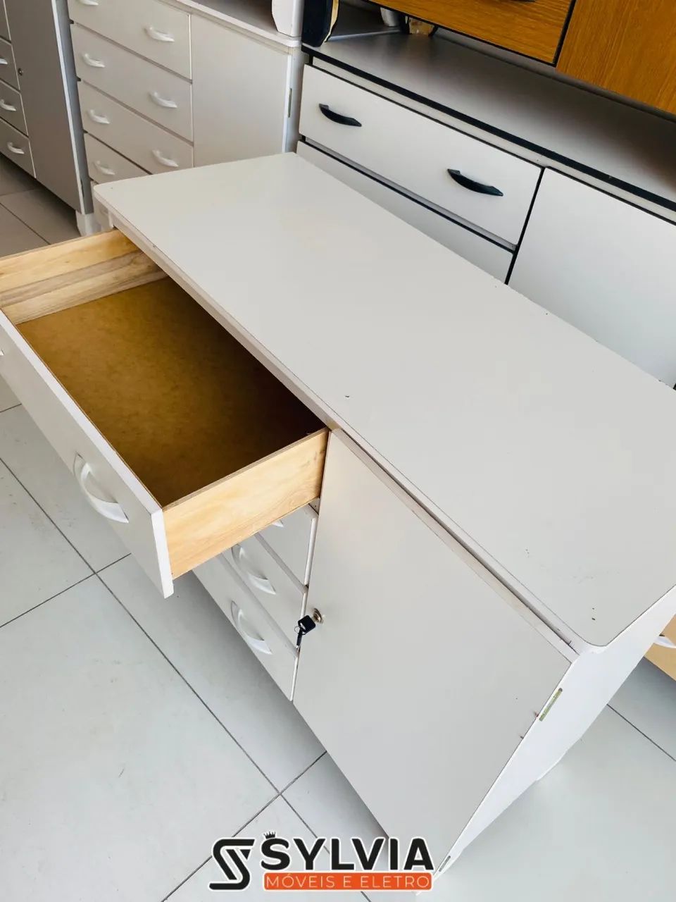 Cômoda 4 gavetas com sapateira novas  - Foto 6