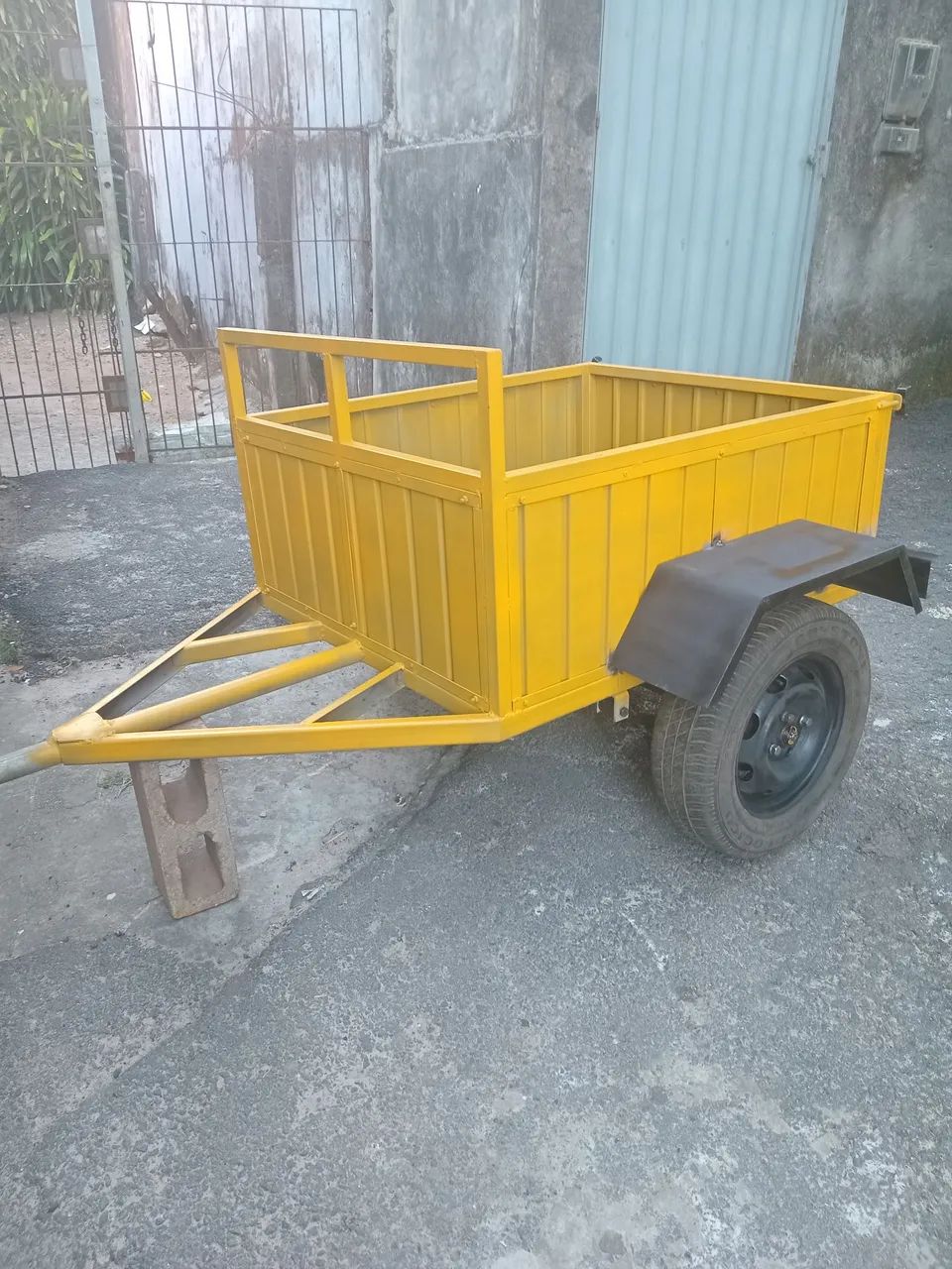 Carretinha para moto ir carro ?  oportunidade $ 3.390 - Foto 3