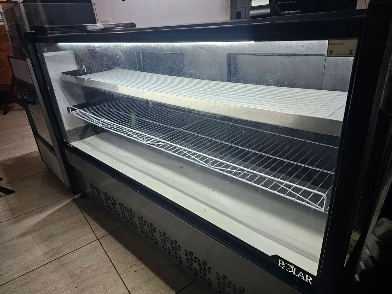 Balcão Refrigerado Polar Expositor - Foto 3