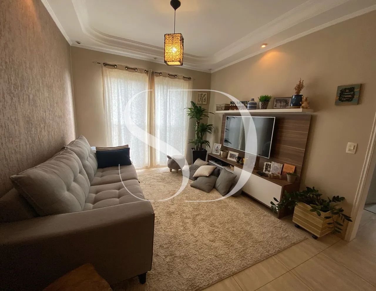 Apartamento reformado com 02 dormitórios e 01 vaga de garagem - Foto 2