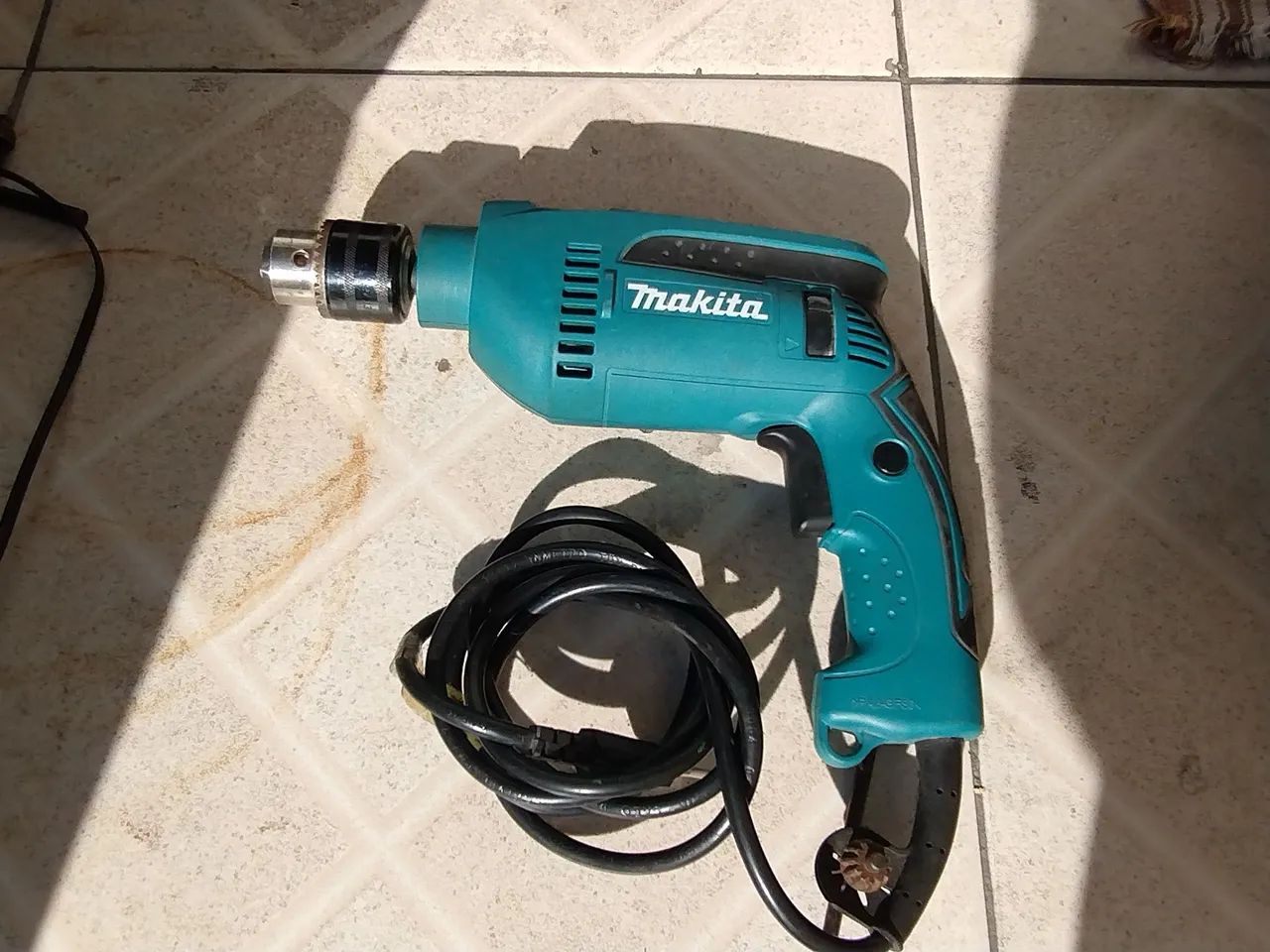 Furadeira e impacto Makita 
