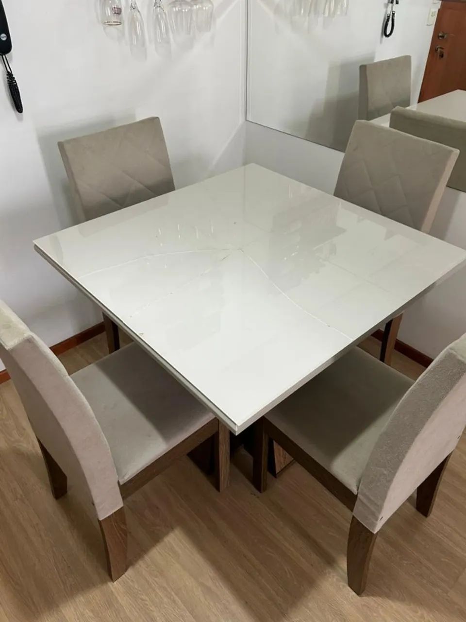 SOFA +MESA COM 4 CADEIRAS  - Foto 2