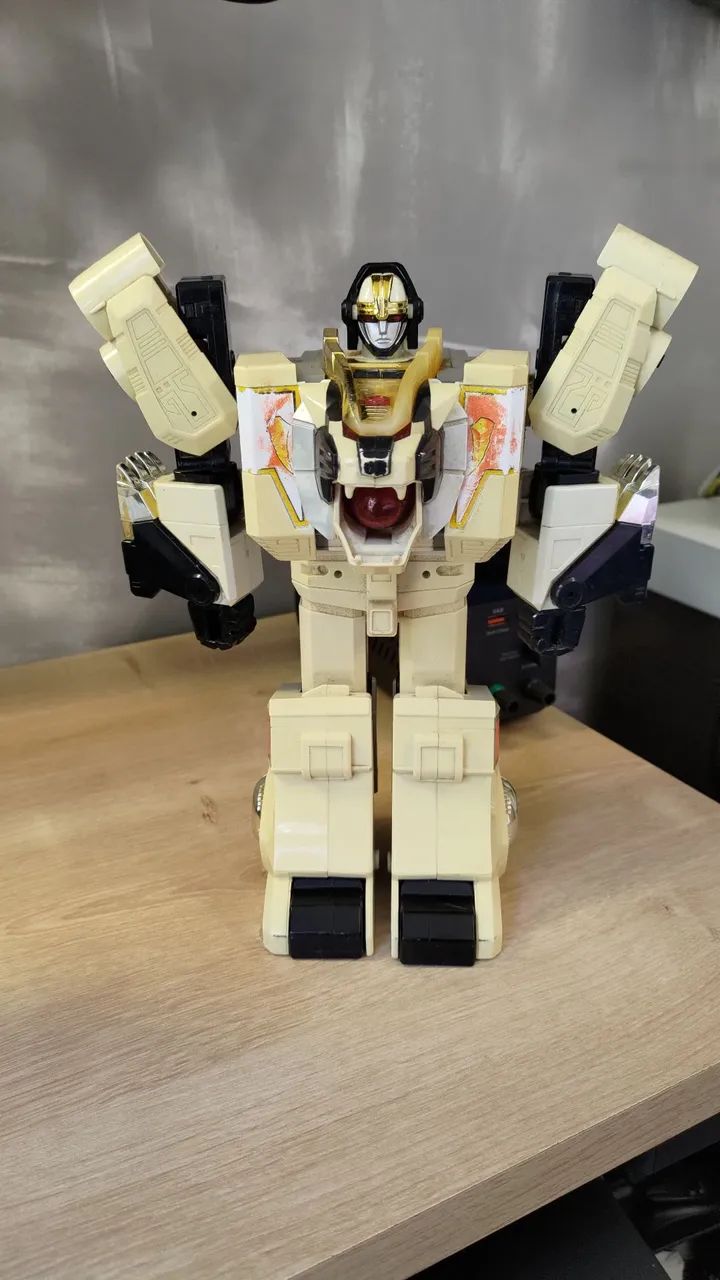 Tiger Zord Bandai 1994