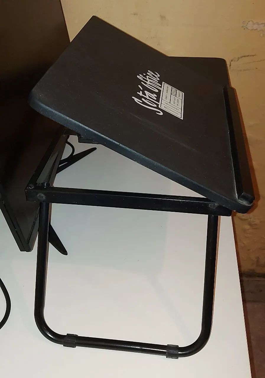 Mesa para notebook cama/sofá dobrável e ergonômica portátil  - Foto 2