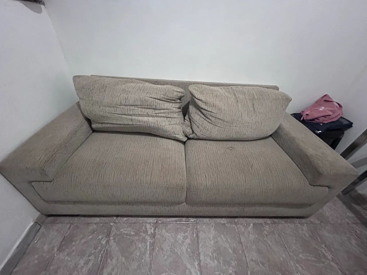 Sofá grande 2 lugares