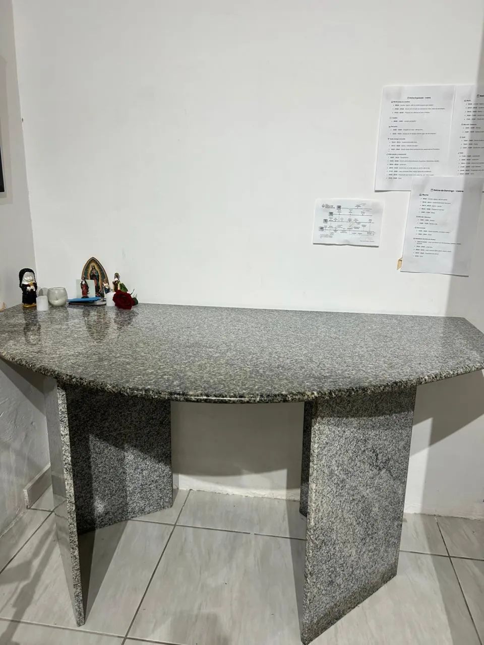 Mesa em granito 