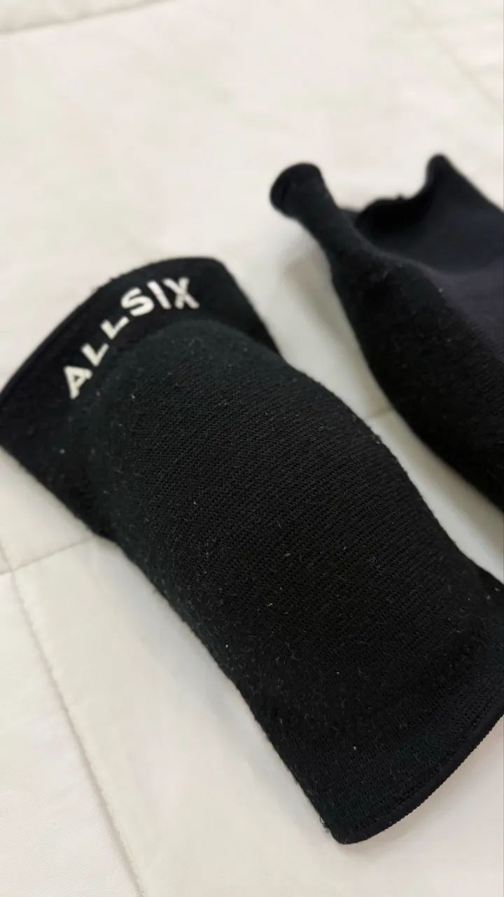 Joelheira Esportiva Allsix P | Semi Nova