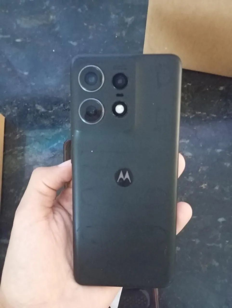 Moto Edge 50 pro  - Foto 2