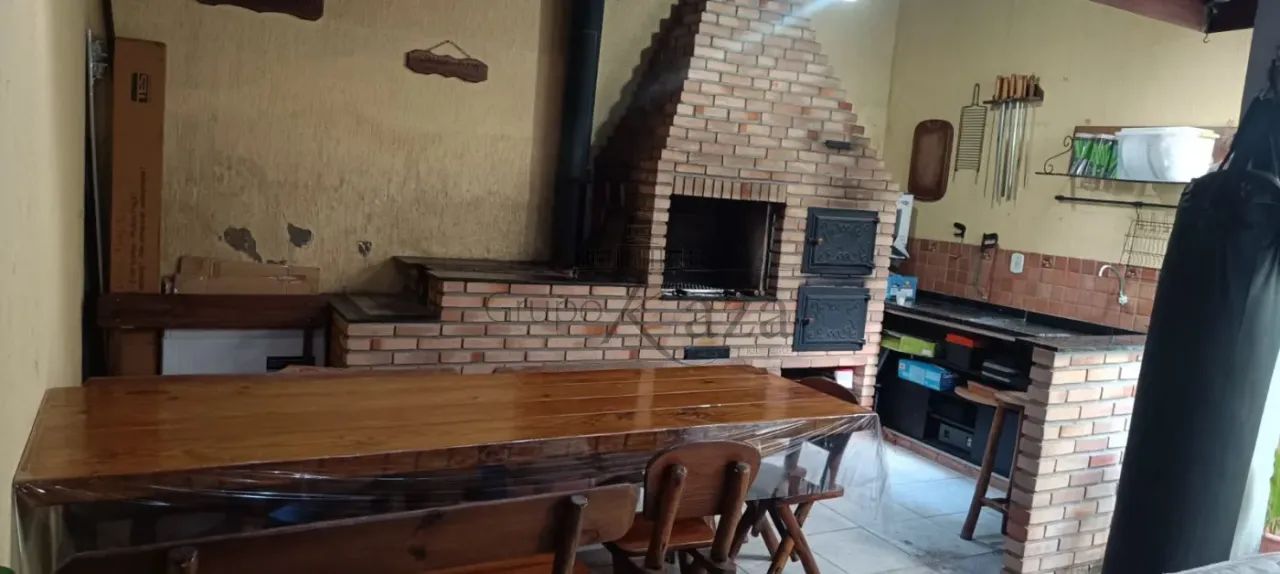 Oportunidade - Casa Sobrado - Bosque dos Eucaliptos - 3 Dormitórios - 190m². - Foto 2