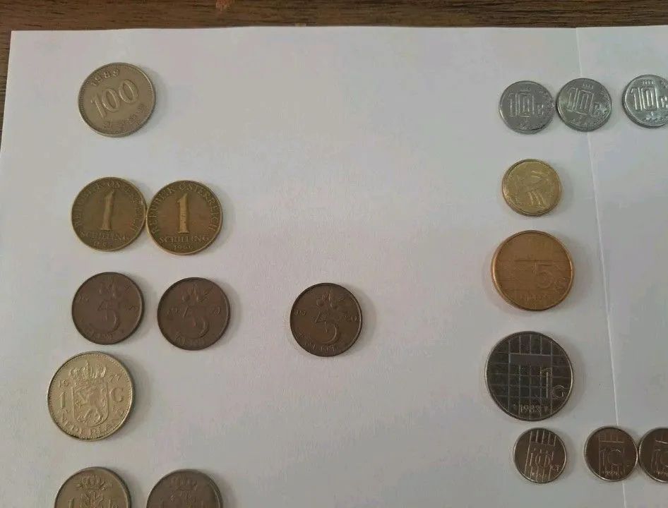 LOTE COM 36 MOEDAS ANTIGAS - EUROPA E ÁSIA - COLEÇÃO - Foto 2