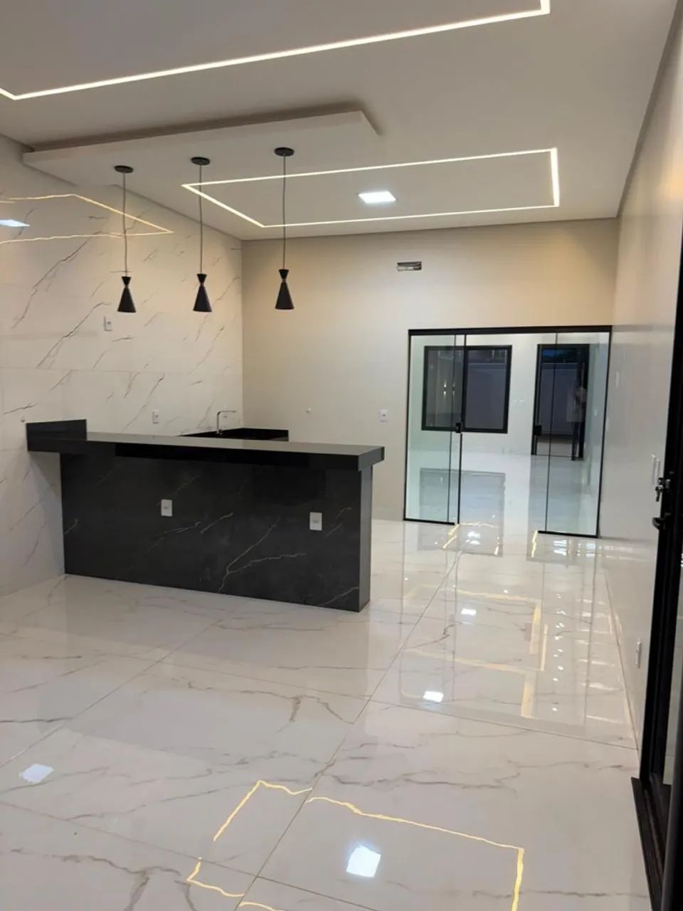 Linda Casa 3/4 sendo uma suíte Piscina  - Foto 3