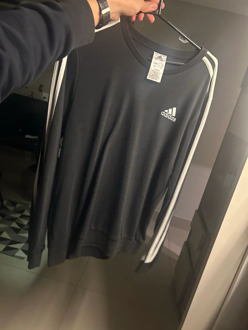 Moletom adidas