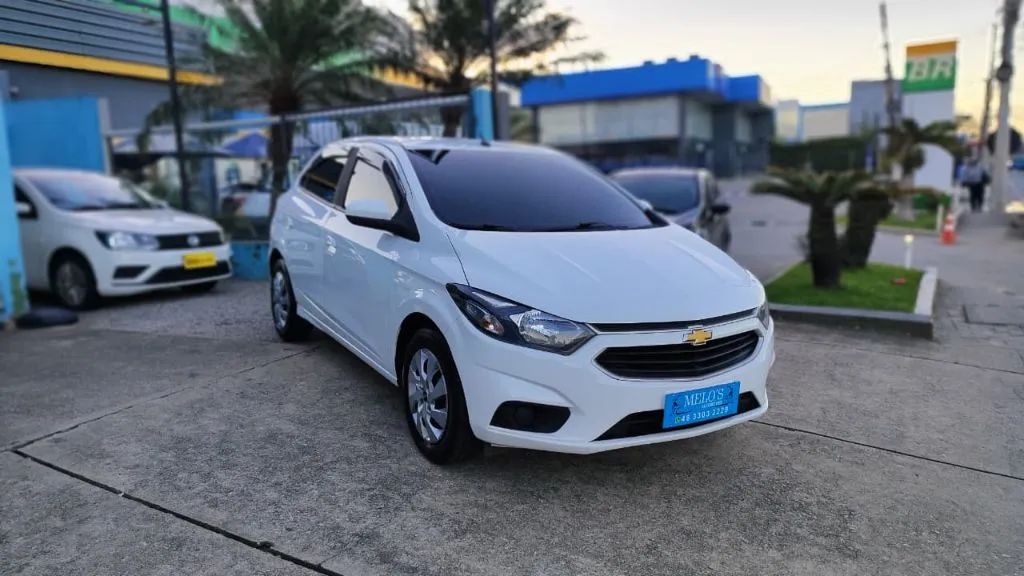 Chevrolet Onix Hatch LT 1.4 8V Flex Power Mec. 4P 2017 - Foto 3