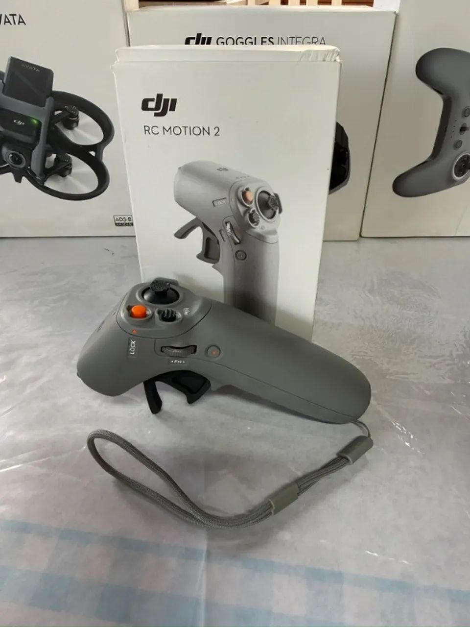 DJI avata 1 com 2 bateria e Motion 2 - Foto 3