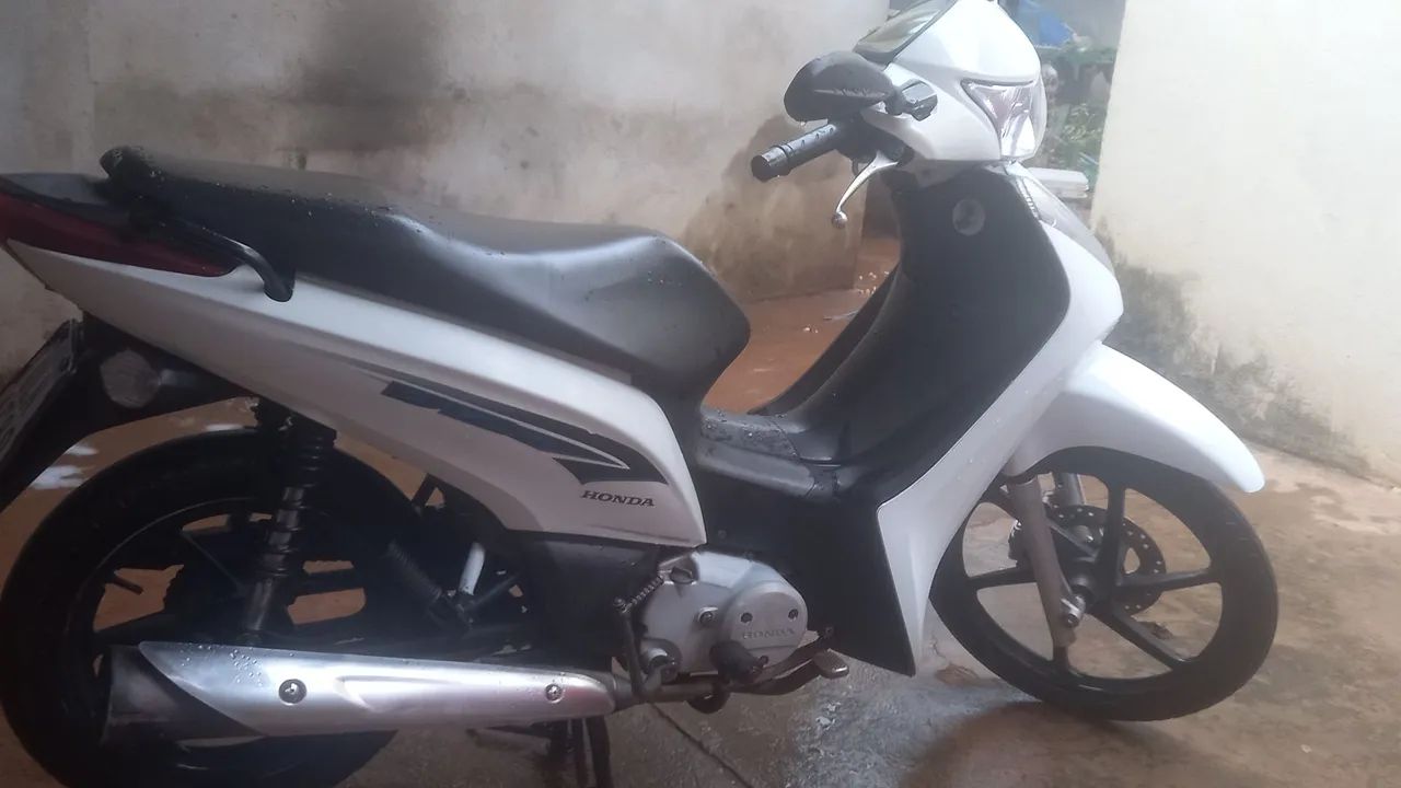 Moto Biz 125 - Foto 4