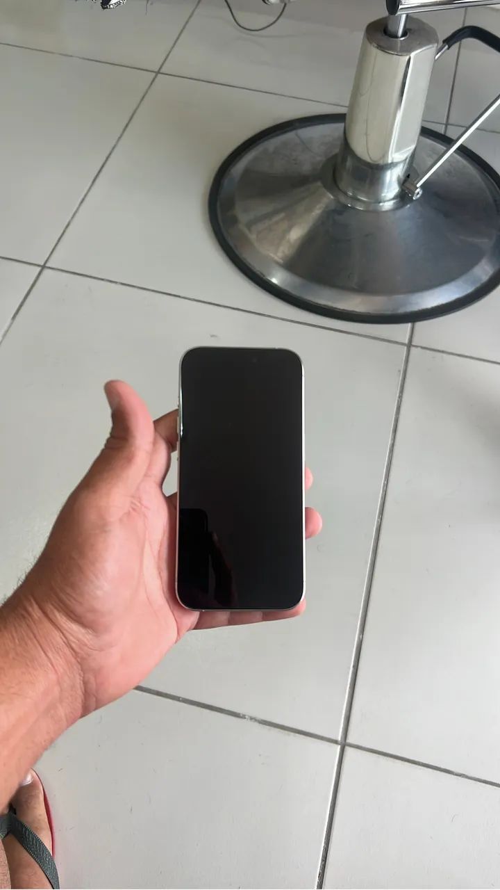 IPHONE 15 PRO BRANCO - Foto 2