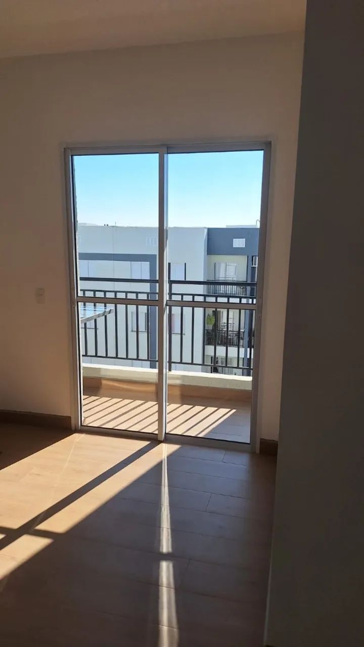 Apartamento 2 Dormitórios 1 Banheiro - Foto 3