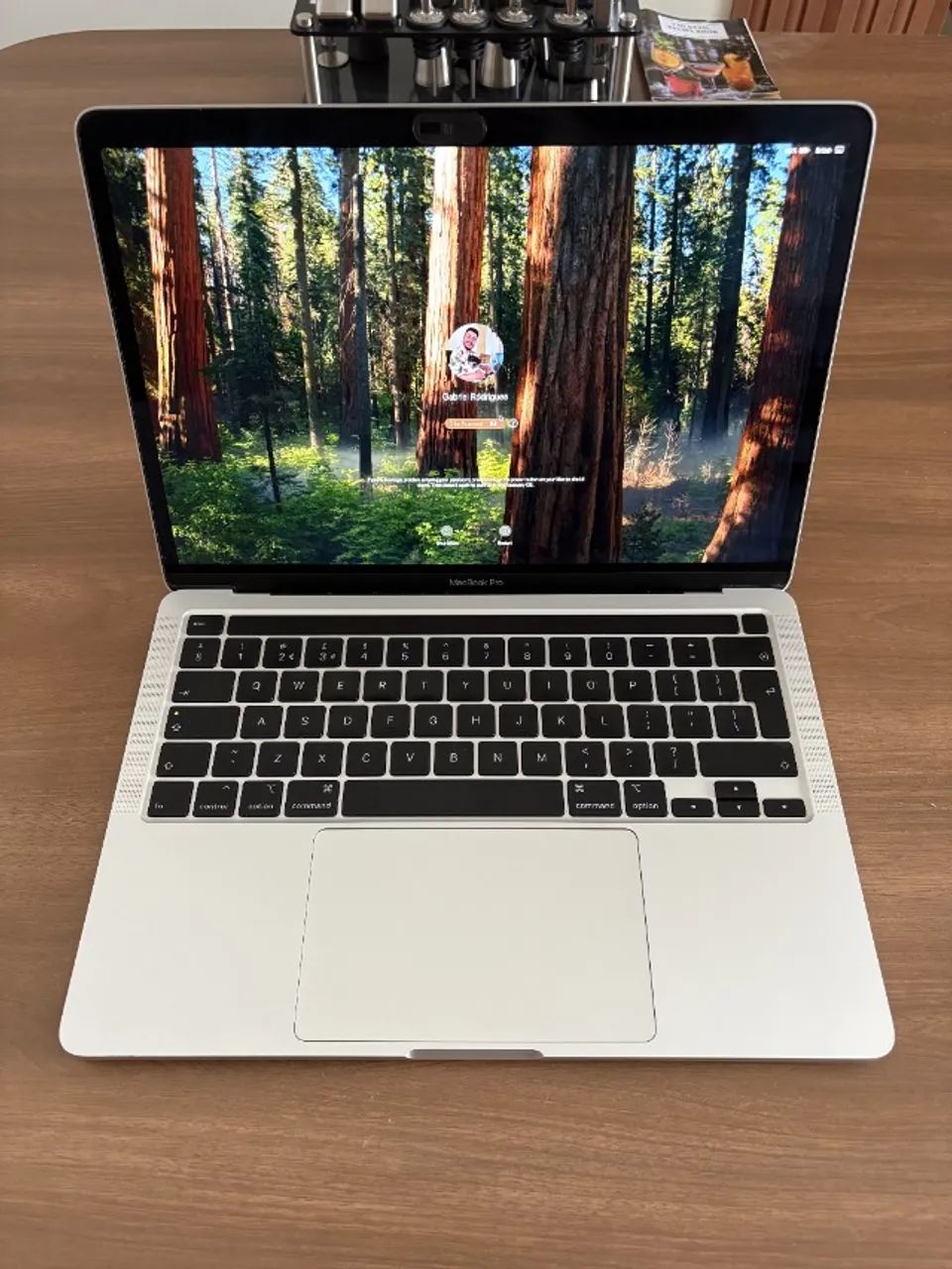 MacBook Pro 13 2020 - Intel i5 | 8GB RAM | 256GB SSD - Notebooks