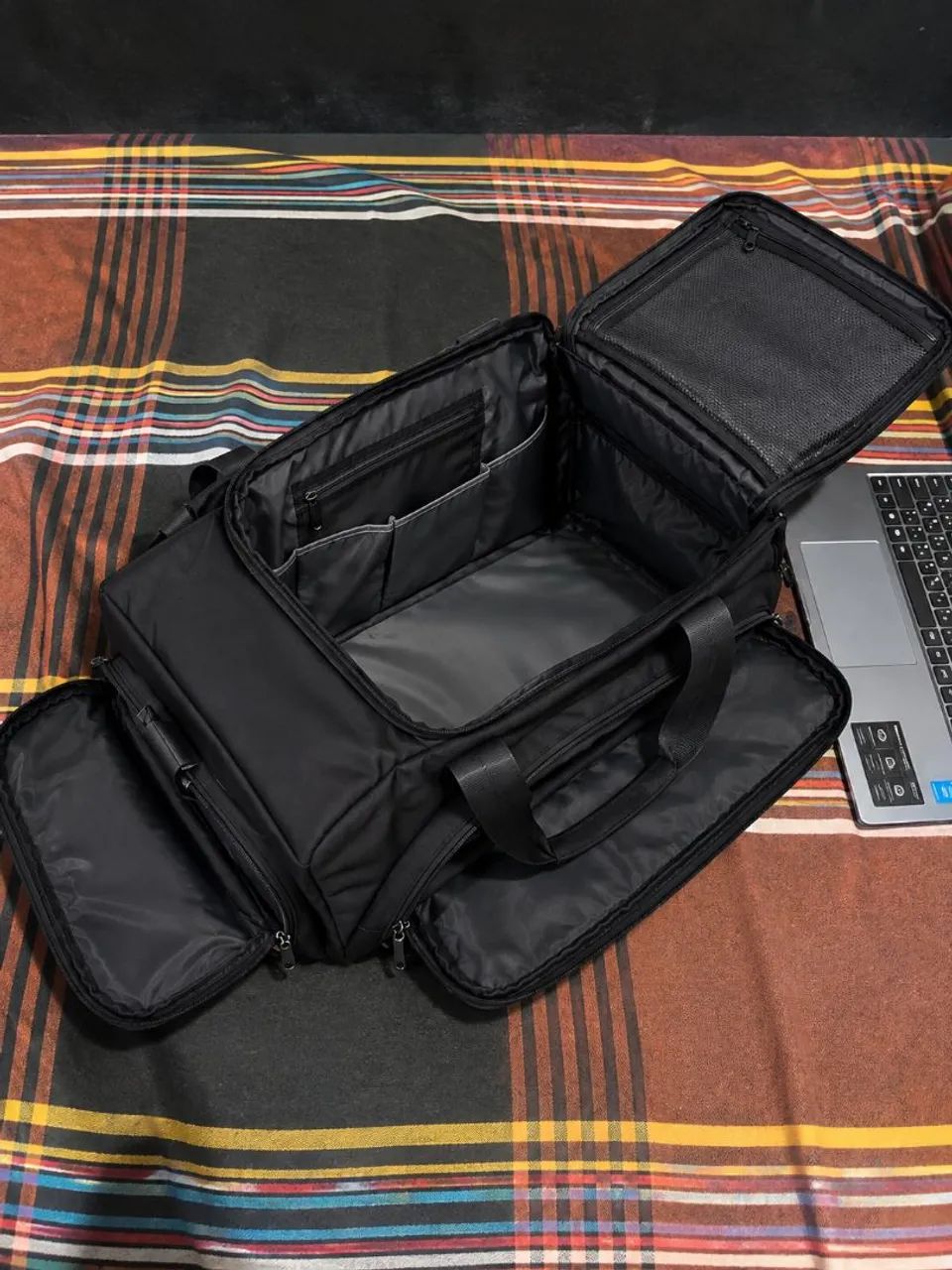 Mochila Nova Preta Grande e Resistente - Multiuso - Foto 5
