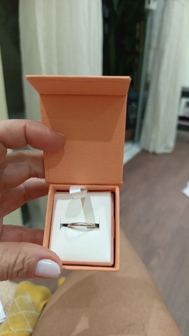 Aliança VIVARA OURO BRANCO/750