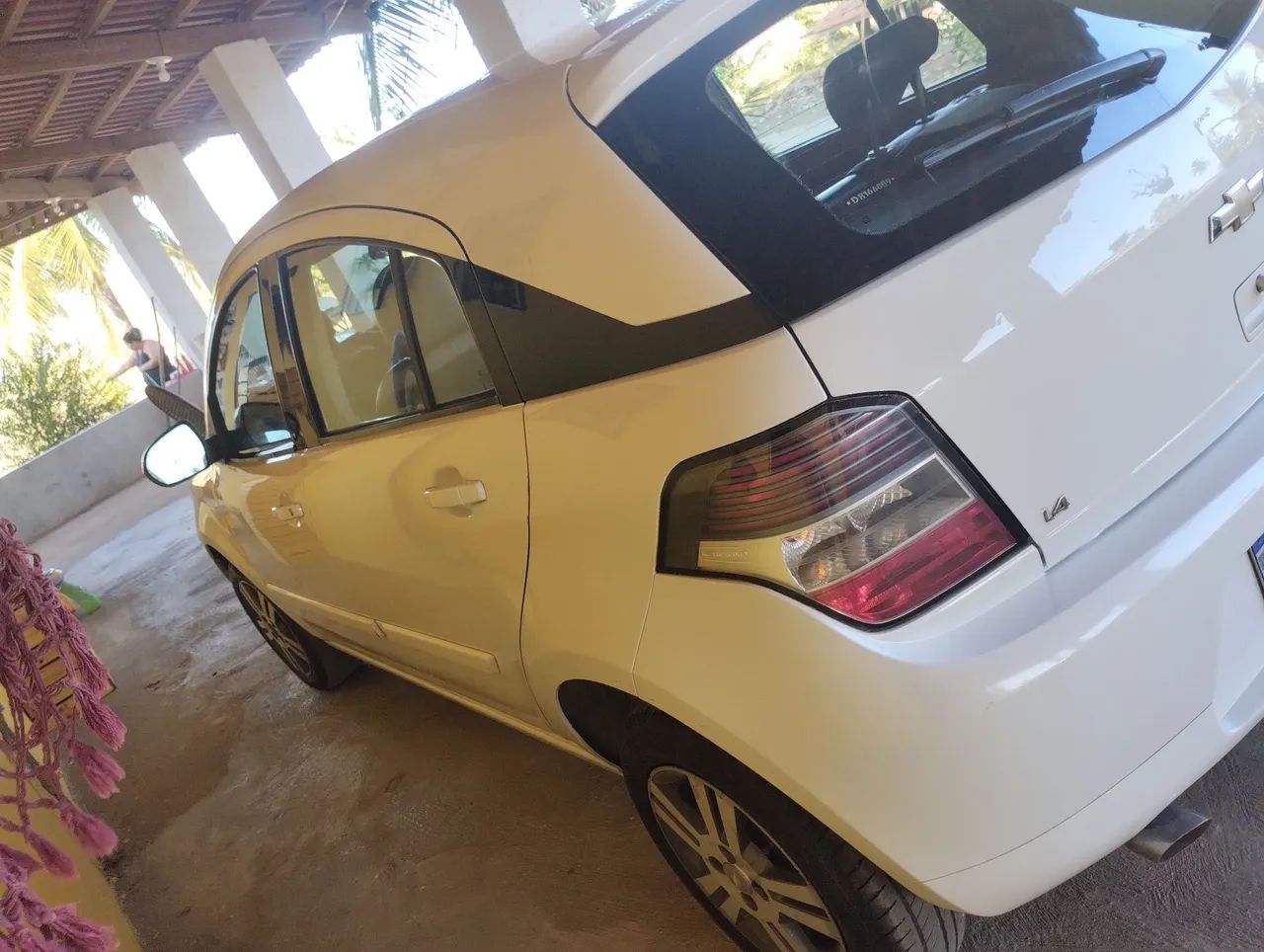 Chevrolet Agile LTZ 1.4 MPFI 8V FLEXPOWER 5P 2013