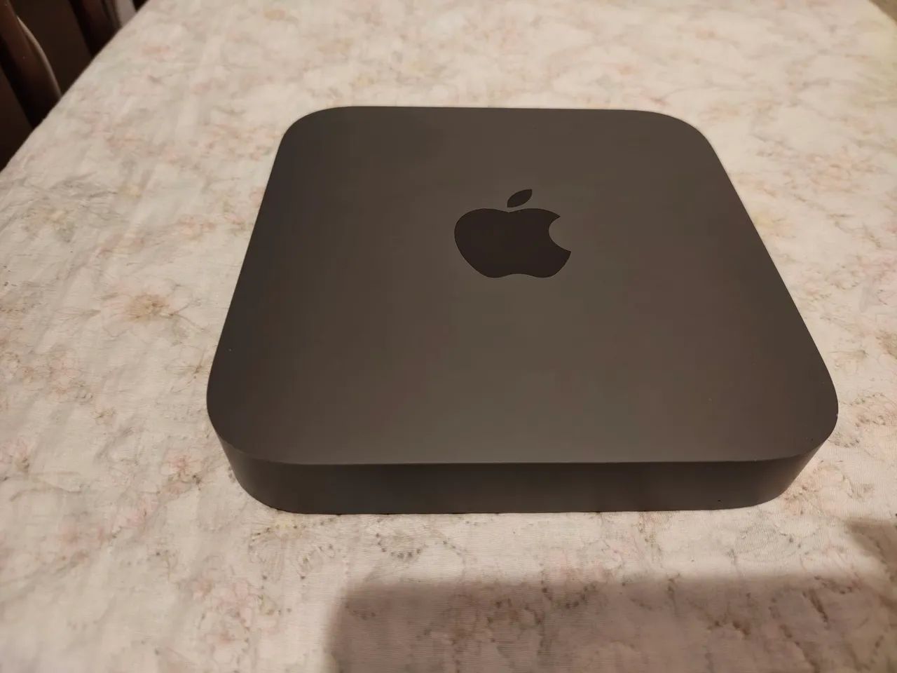 Apple Mac Mini 2018 - Core i5, 16GB RAM, 256GB SSD - Perfeito