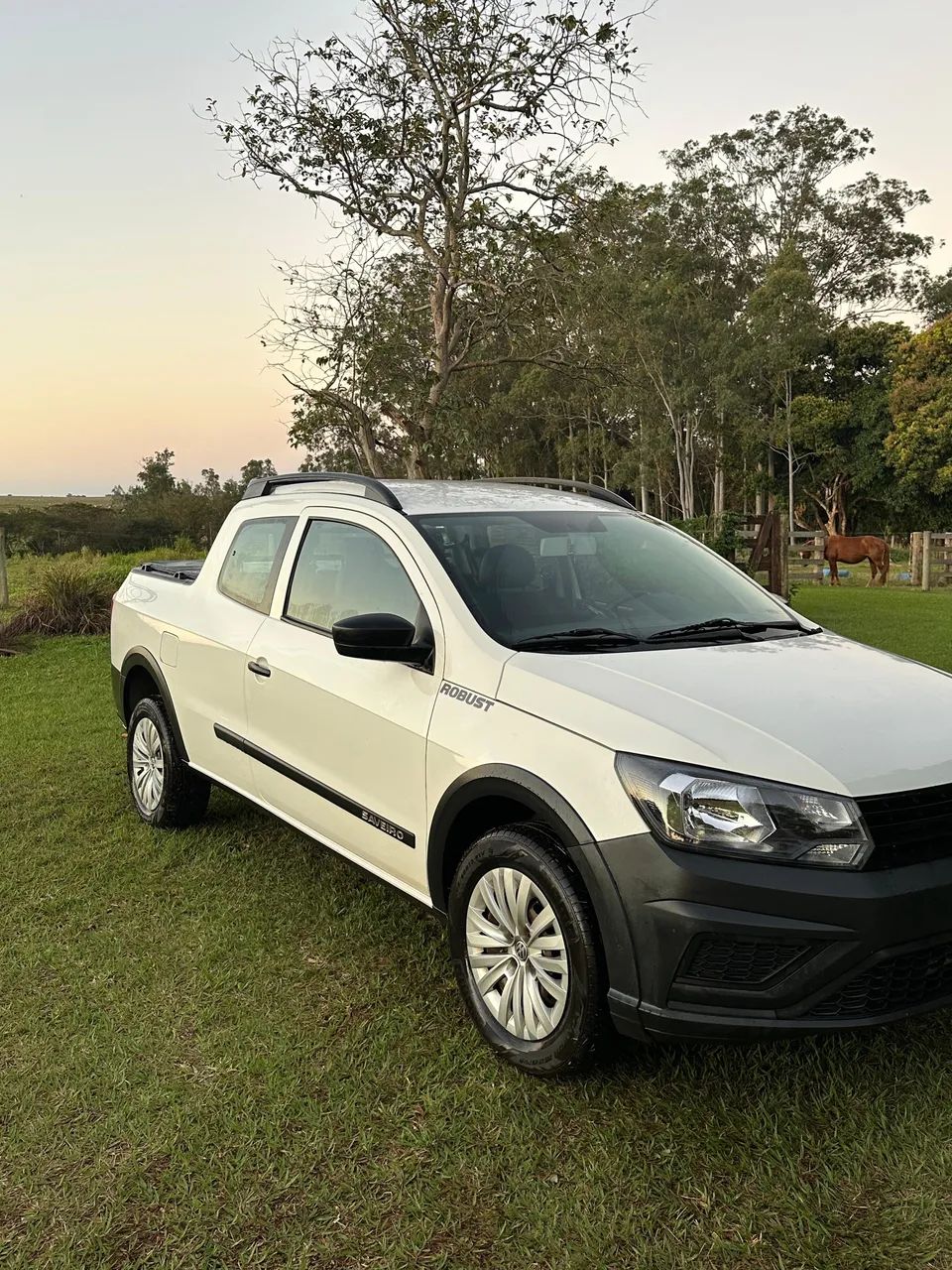 Volkswagen Saveiro Robust 1.6 Total Flex 8V CD 2020 - Foto 4