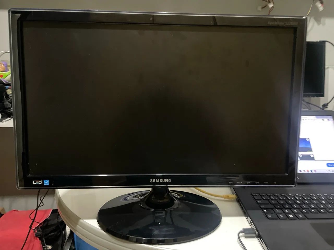 Monitor S23B550 Samsung/ Defeito Pl aca