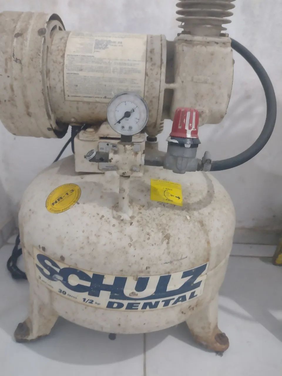 Compressor odontológico Schulz 