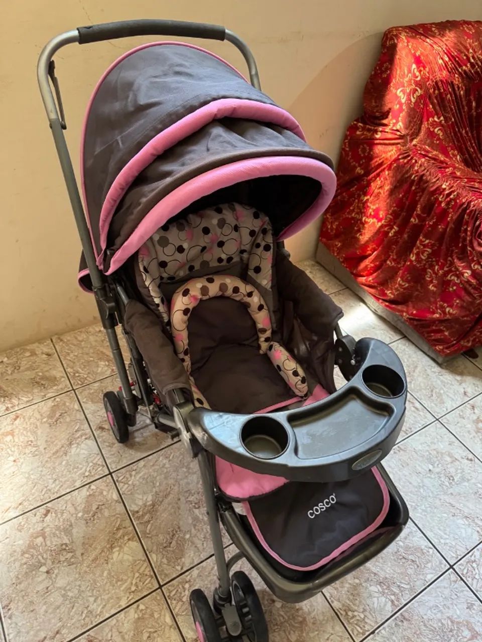 Carrinho de bebê Rosa  - Foto 2