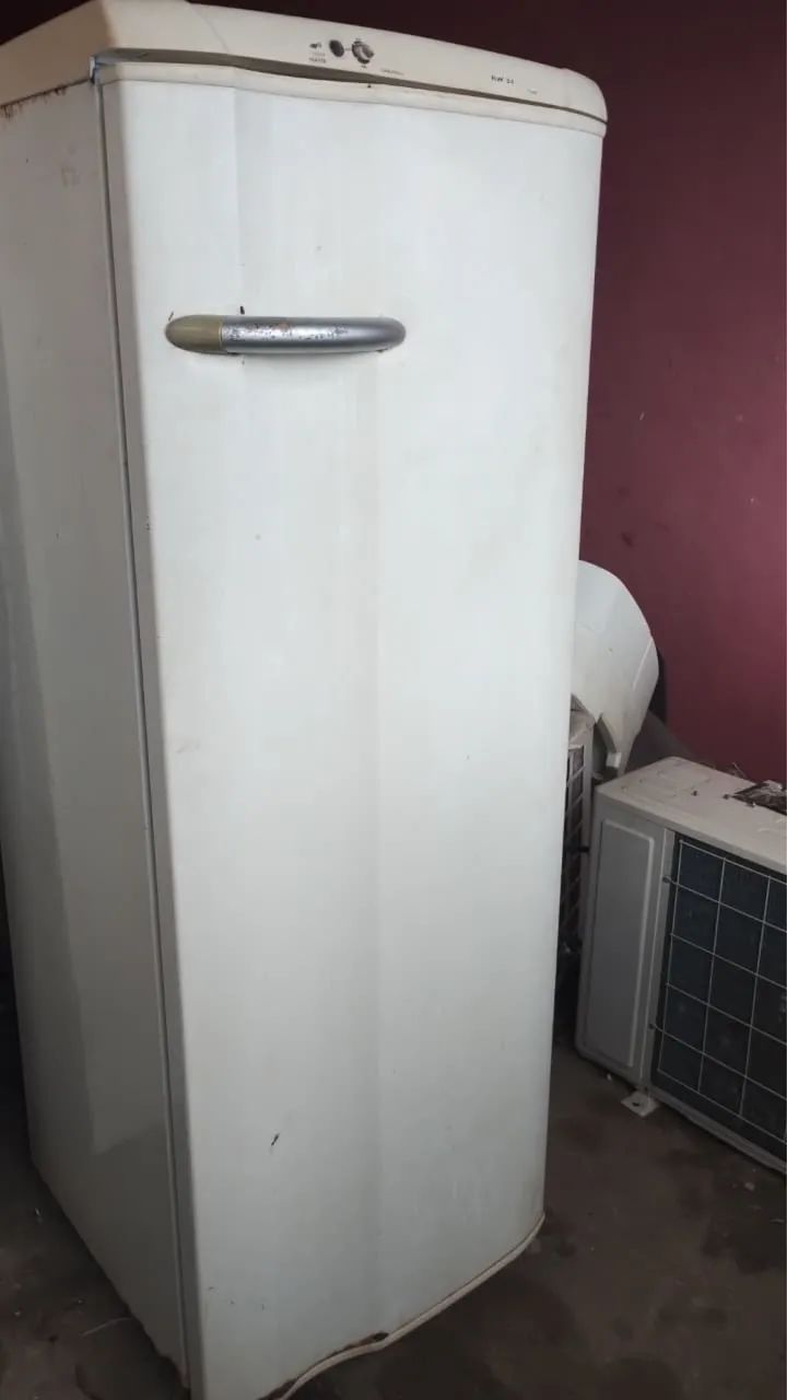 Geladeira Electrolux 236L - Foto 3